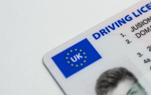 Je producten verkopen in het buitenland? Koop een internationaal rijbewijs!