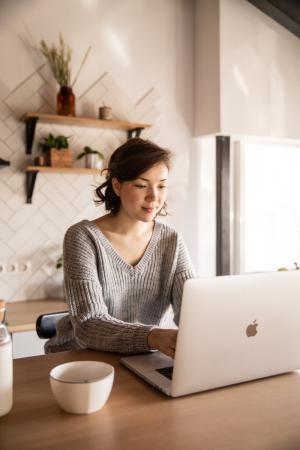 Vier tips voor thuiswerken als verkoper